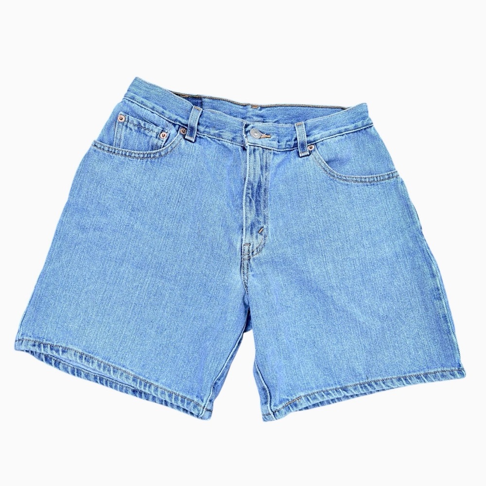 Vintage 1990’s Levi’s light wash shorts